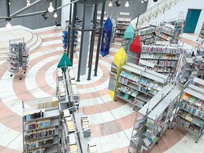 Bücherregal Bibliothek Stadt Lüdenscheid Bücherregal Bibliothek Stadt Lüdenscheid Karriere